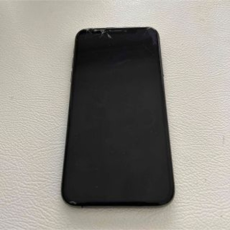 iPhoneXS スペースグレイ　64GB