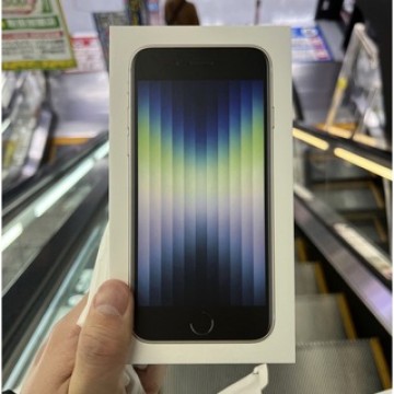 【新品未使用】Apple iPhone SE3 第3世代 128GB 白