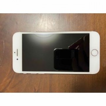 iPhone 8 Silver 64 GB    新品se3用の箱とケーブル付き