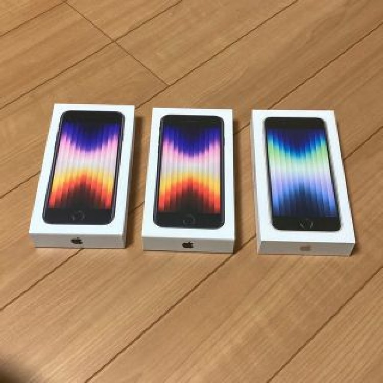 新品iPhone SE (第3世代) 64GB SIMフリー  3台