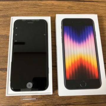 iPhone se (第3世代) ミッドナイト　64GB