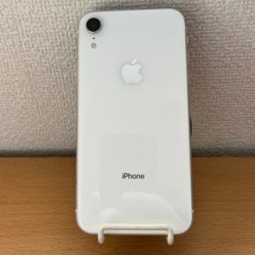 iPhoneXR 64GB ホワイト　　　　　　　　バッテリー残量93%