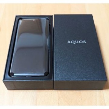 ✨未使用品✨AQUOS R5G docomo(SIMフリー)