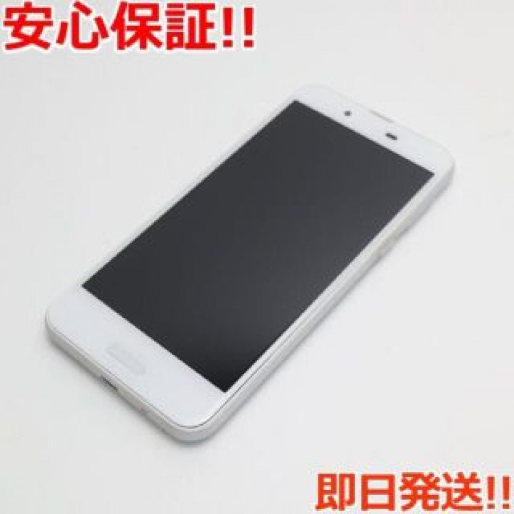 超美品 SHV40 ホワイト
