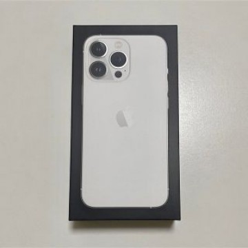 iPhone13 Pro　512GB　SIMフリー　シルバー