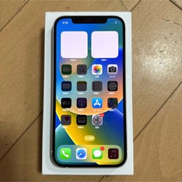 【超美品】iPhone 12 64GB SiMロック解除済
