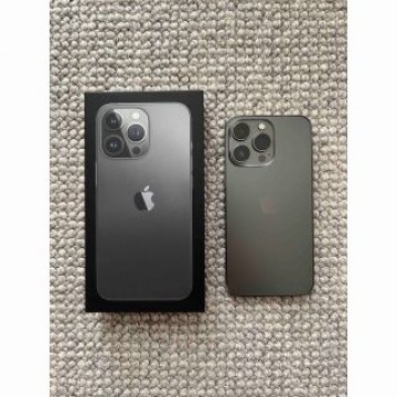 表参道店購入 iPhone13Pro 128GB グラファイト