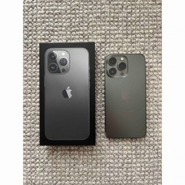 表参道店購入 iPhone13Pro 128GB グラファイト