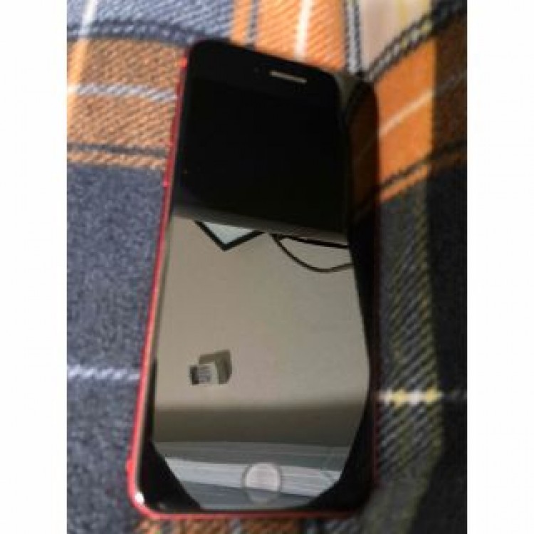 ☆iPhone SE2 128GB simフリー 動作品 レッド 本体