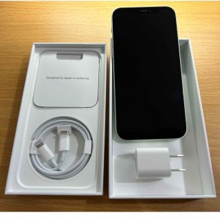 iPhone 12 グリーン 64 GB 付属品未使用