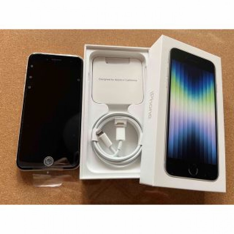 iPhone SE (第3世代) スターライト 64 GB 新品未使用