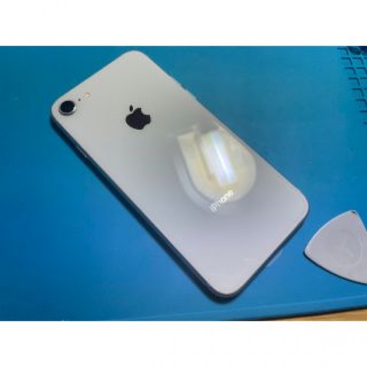 iPhone 8 Silver 256 GB SIMフリー　画面新品！