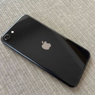 iPhone SE 第2世代　64GB