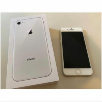 iPhone 8 64G シルバー