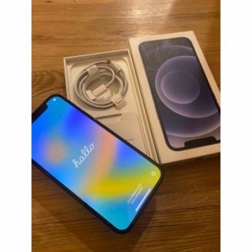 iPhone 12 64GB ブラック　人気色