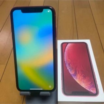 iPhone XR 64GB red SIMフリー