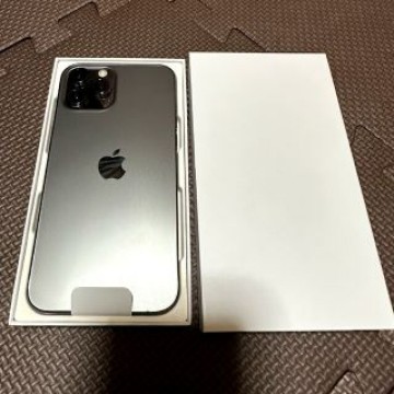 Apple iPhone 12 Pro Max 256GB グラファイト SIM