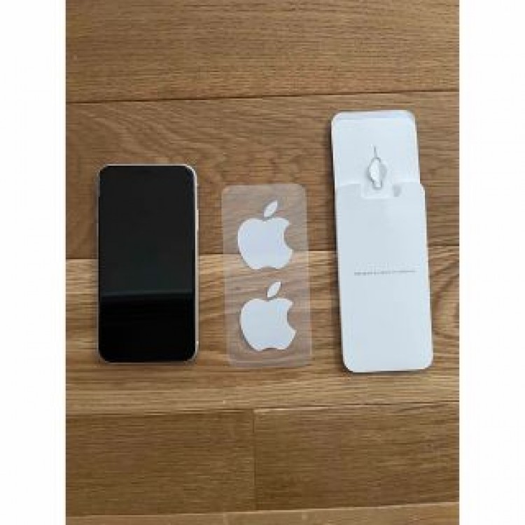 iPhone11 64GB SIMロック解除済み