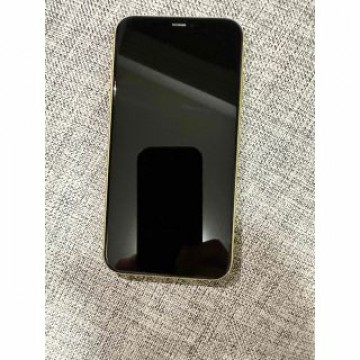 iPhone11 64 イエロー