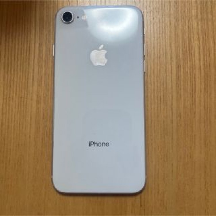 Apple iPhone 8 64GB シルバー SIMフリー