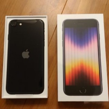 iPhone SE (第3世代) ミッドナイト 64 GB docomo