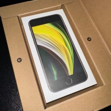 【ほぼ新品】SIMフリーiPhone SE 第2世代(128GB)