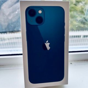 iPhone 13 256GB simフリー 端末　新品未開封　ブルー色