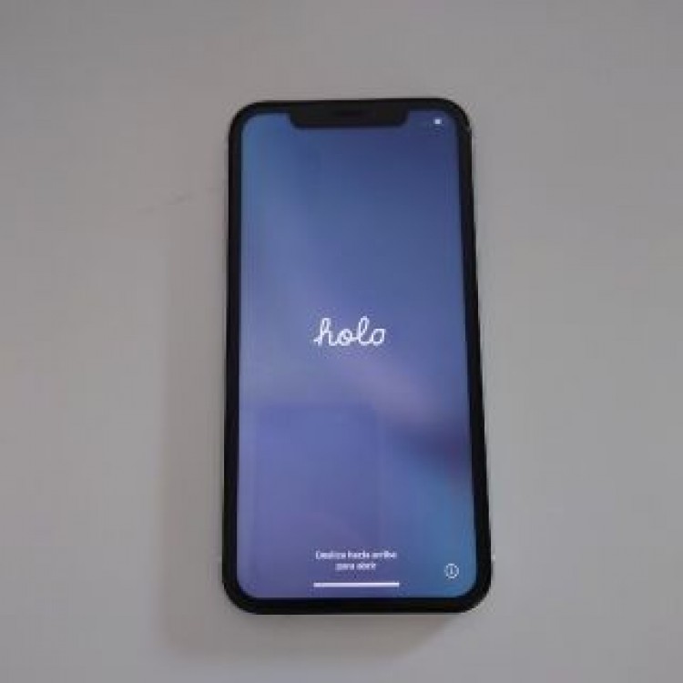 iPhone XR White 128 GB SIMフリー バッテリー90%