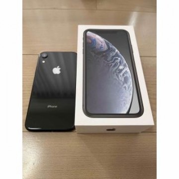 【iPhone XR Black 64 GB docomo】