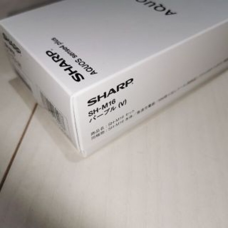 SHARP AQUOS sense 4 plus SH-M16