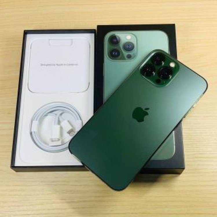 美品 ﾊﾞｯﾃﾘｰ98％ iPhone13 Pro Max 512GB P58