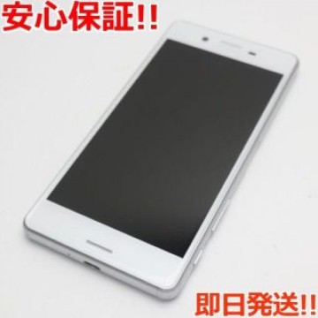 美品 au SOV33 Xperia X Performance ホワイト