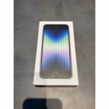 【新品、未使用】Apple iPhone SE3 64GB ホワイトSIMフリー