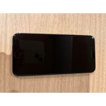 iPhone se 第二世代64G 白　SIMフリー美品