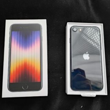 新品iPhone SE (第3世代) ミッドナイト 128 GB docomo