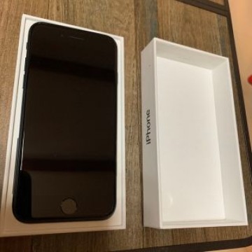 iPhone se 第3世代 256gb ミッドナイト simフリー