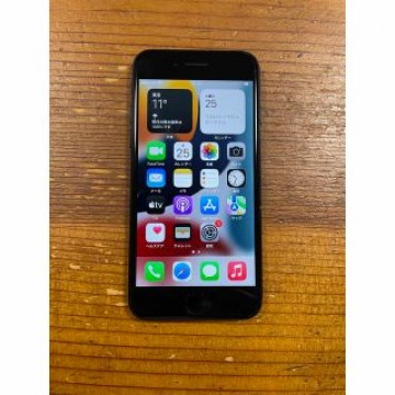 iPhone 7 Jet Black 128 GB SIMフリー