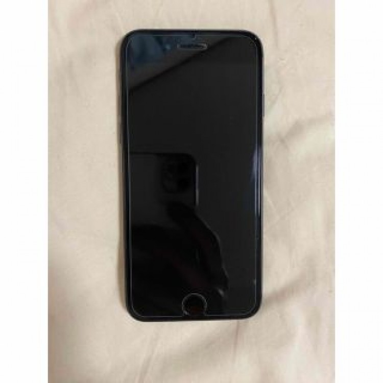 iPhone 8 本体 充電不具合あり
