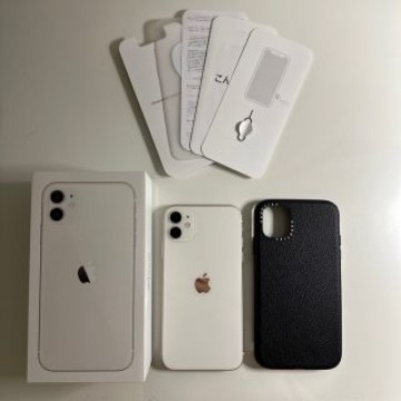 iPhone 11 ホワイト 128 GB SIMフリー