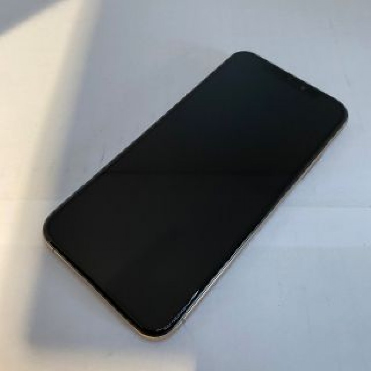 SIMフリー ドコモ iPhoneXS 64GB ゴールド バッテリー76%