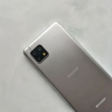 AQUOS SENSE4 本体