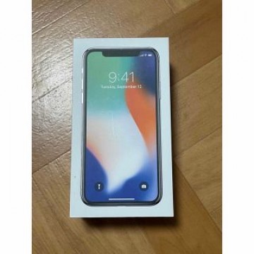 iPhone X 64GB silver docomo【期間限定】