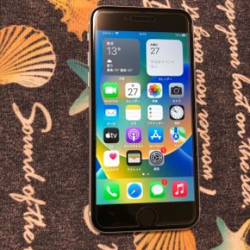 美品　iPhone SE 2世代 64GB デモ機 ホワイト　SoftBank