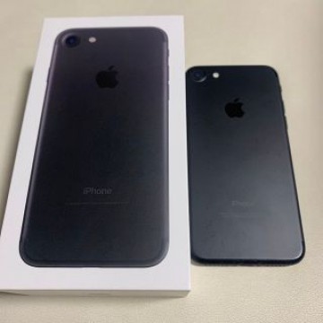 Apple iPhone7 32GB SIMフリー