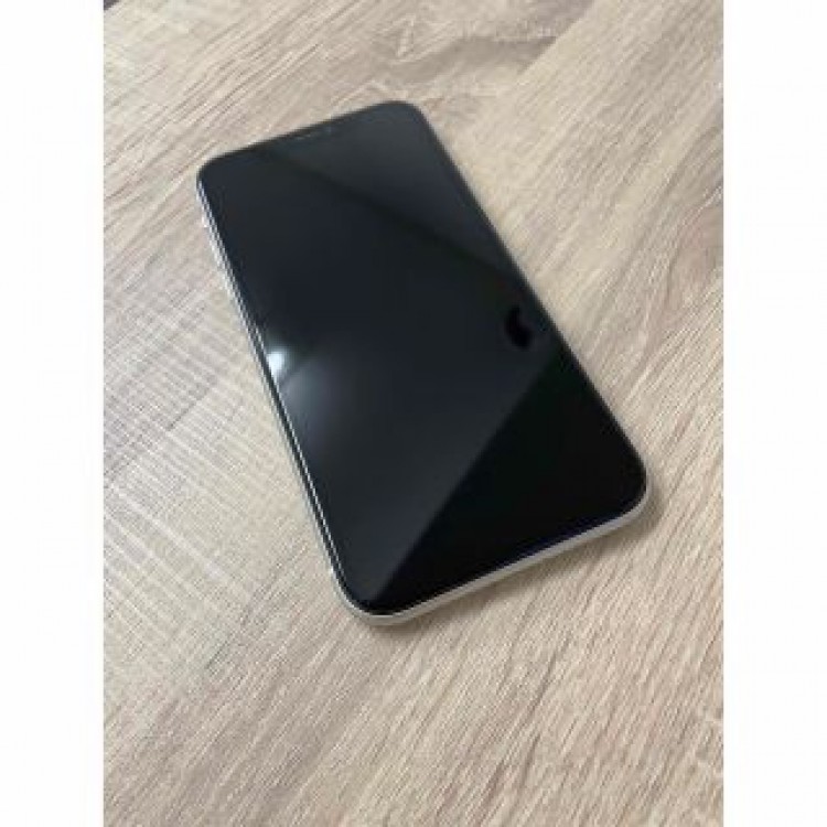 iPhone11 128GB SIMフリー　ホワイト　[5917]