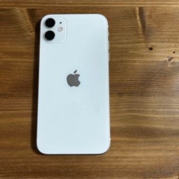 iPhone11 本体　ホワイト128GB SIMフリー