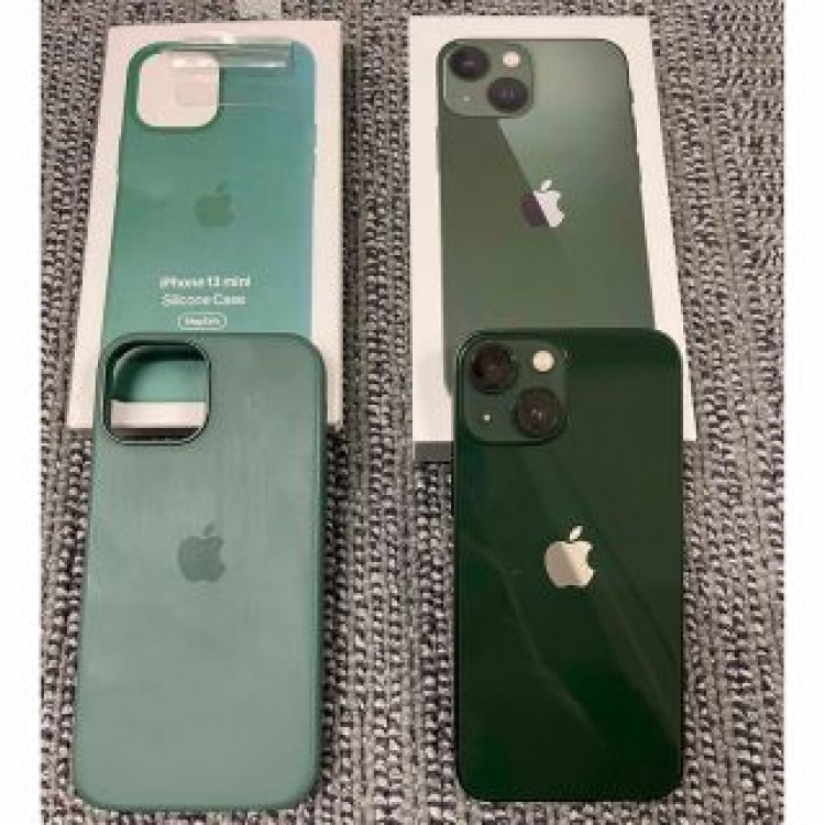 iPhone13 mini 純正シリコンケース付  128gb シムフリー