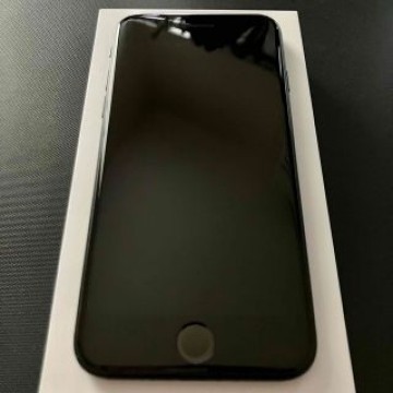 【美品】iPhone SE2 64GB Black SIMフリー