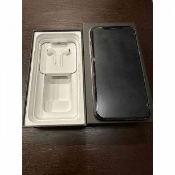 【中古美品】iPhone 11pro 256GB(スペースグレイ)