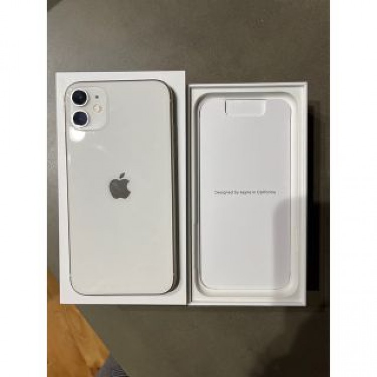 美品 iPhone11 本体 64GB ホワイト
